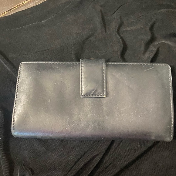 HOBO Black Leather Wallet - Picture 1 of 4